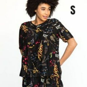 Agnes & Dora half sleeved tierred tunic